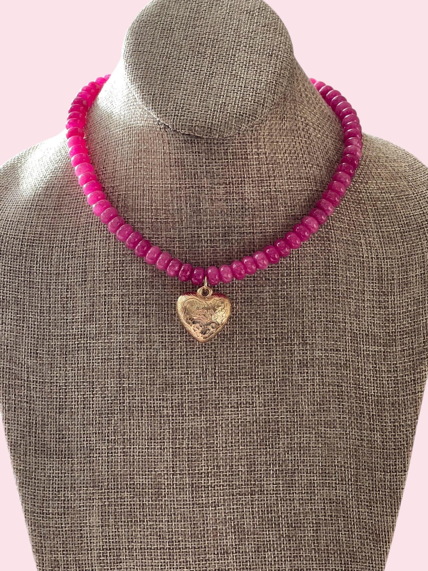 Victorian Heart Necklace: 2 Color Options- One is dyed Agate and the other is Strawberry Quartz Victorian style gold heart pendant
