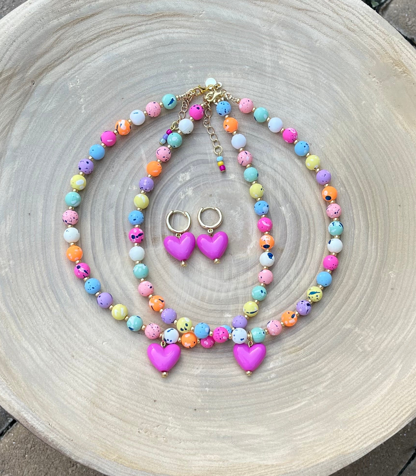 Color Confetti Necklace: Acrylic beads, gold spacer beads and a hot pink acrylic heart pendant