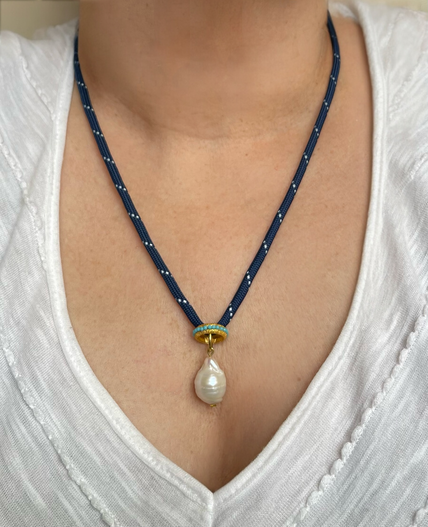 Paracord Necklaces: Various Colors & Styles