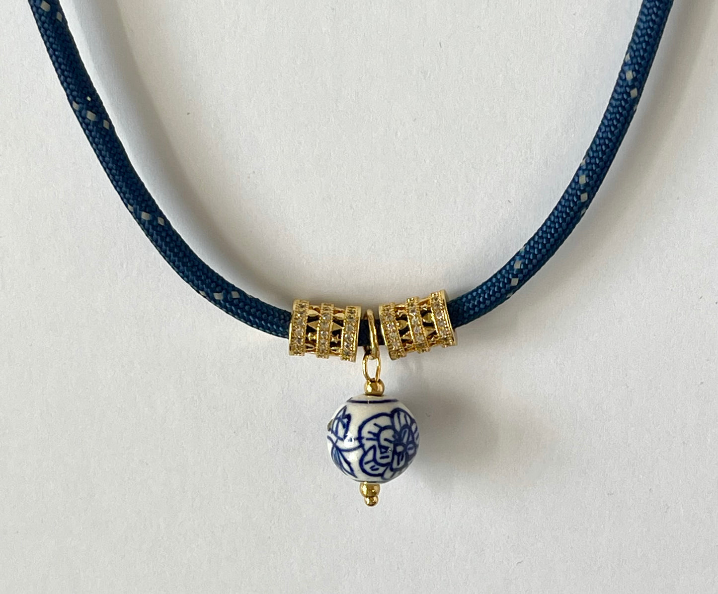 Paracord Necklaces: Various Colors & Styles