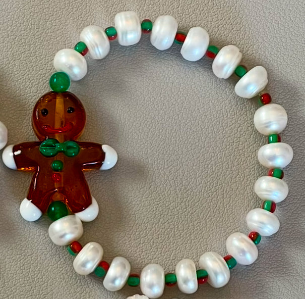 Holiday Snowball Bracelets: Hand painted glass centerpiece on a Freshwater Pearl stretch bracelet FREE SHIPPING