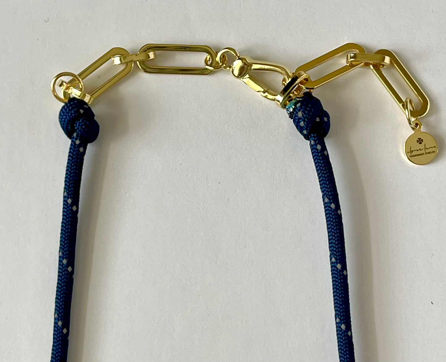 Paracord Necklaces: Various Colors & Styles