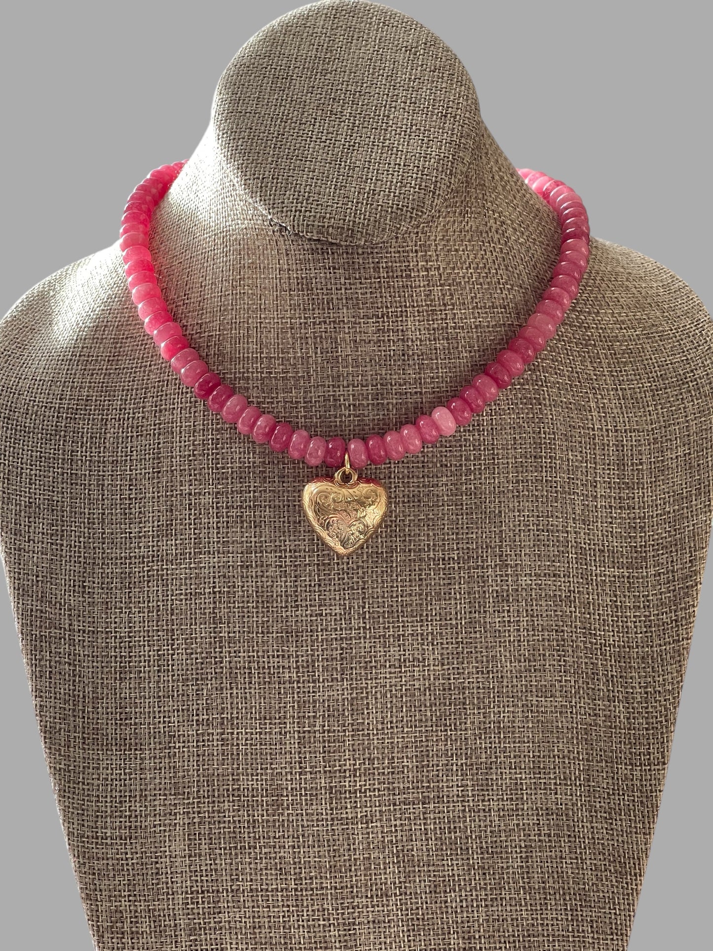 Victorian Heart Necklace: 2 Color Options- One is dyed Agate and the other is Strawberry Quartz Victorian style gold heart pendant