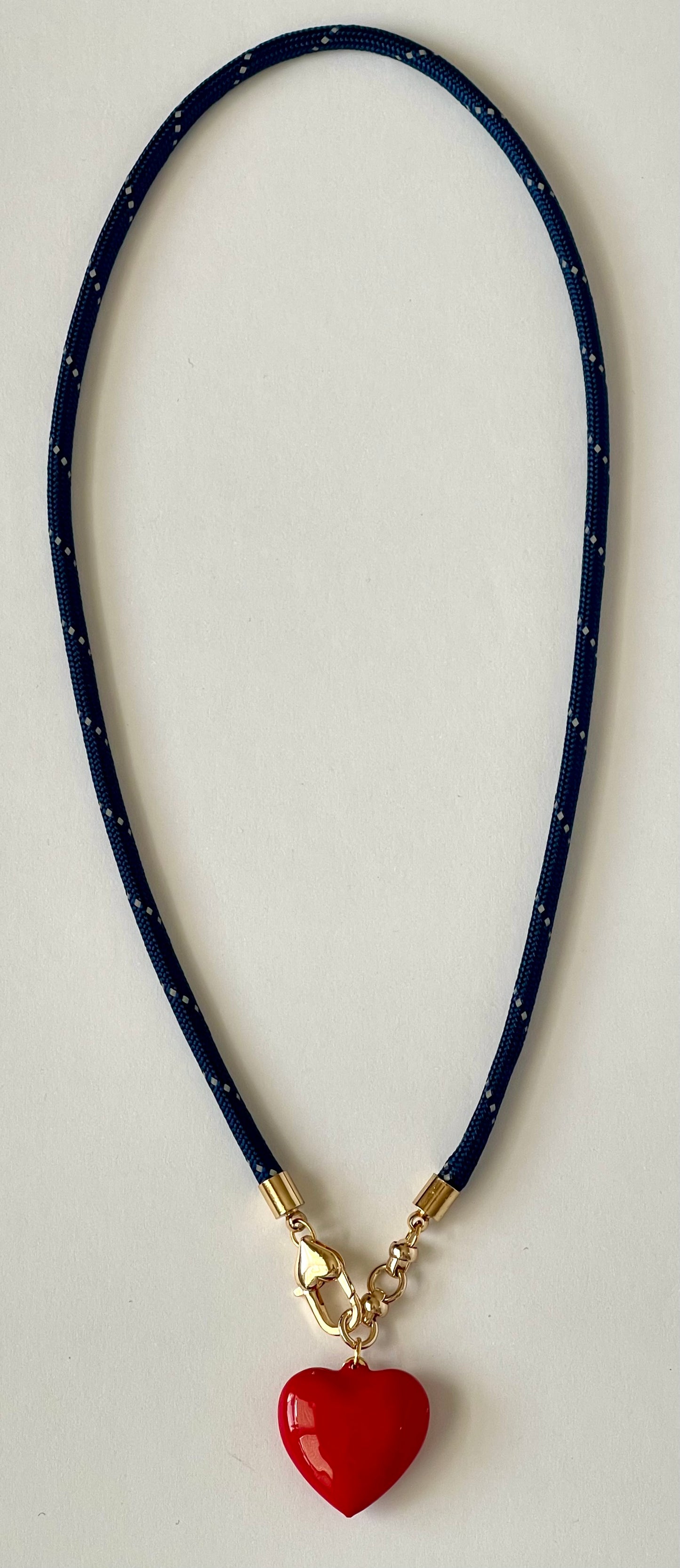 Paracord Necklaces: Various Colors & Styles
