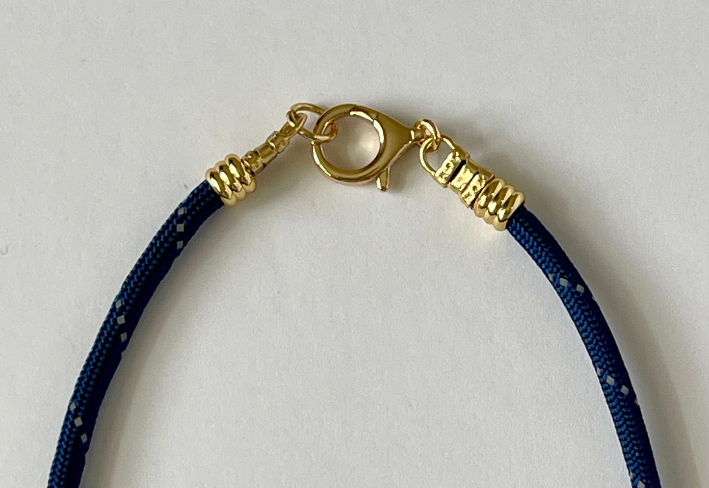 Paracord Necklaces: Various Colors & Styles