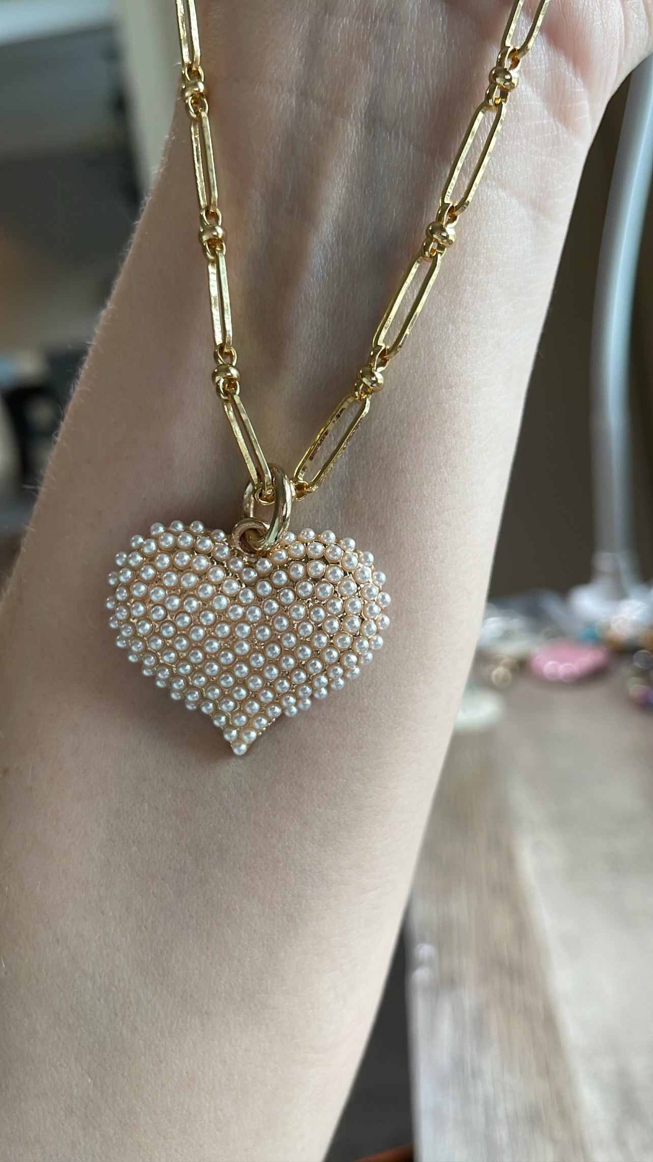 Big Pearly Heart Necklace