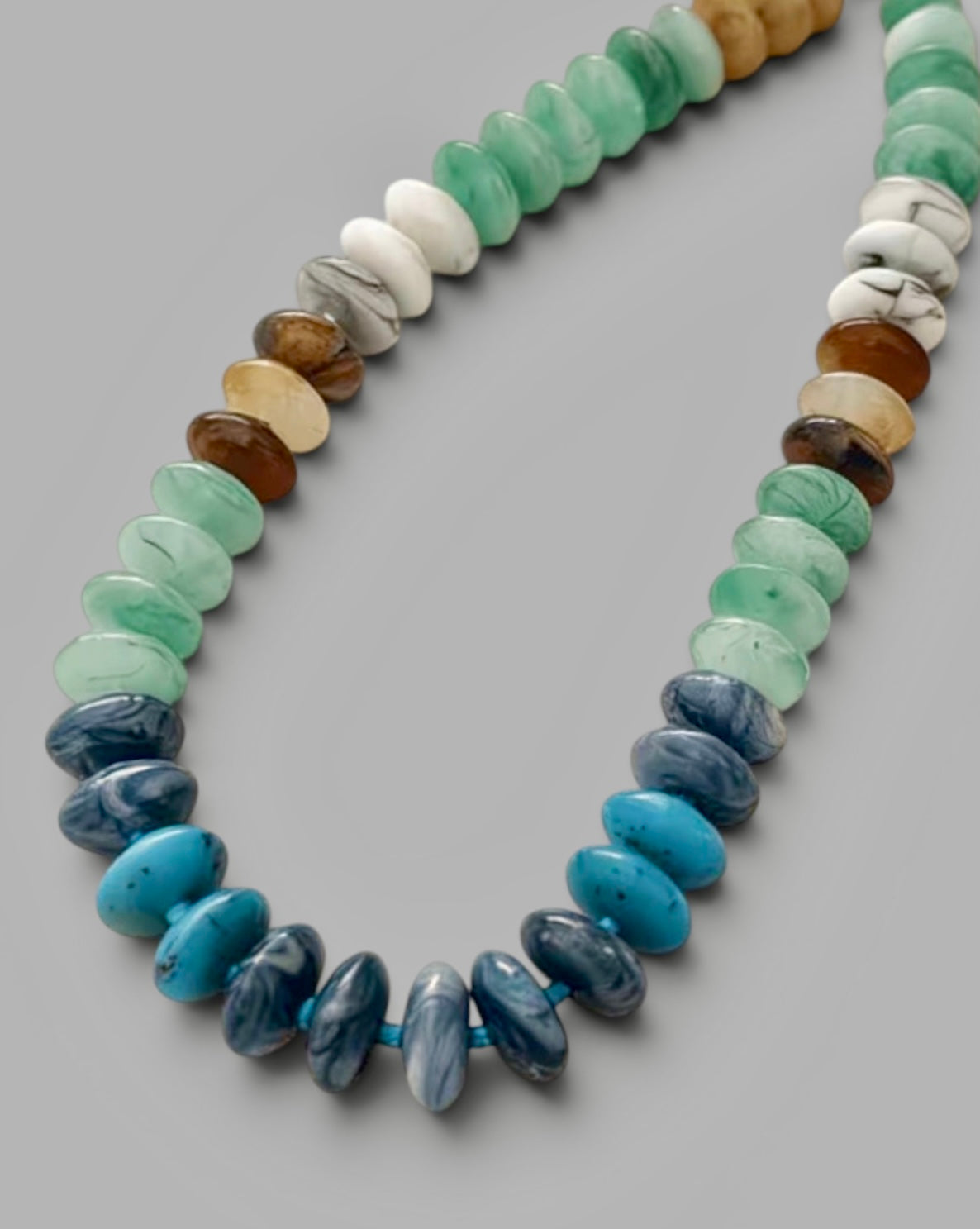 The Coastal Strand: Gradient resin beads Gold lobster clasp
