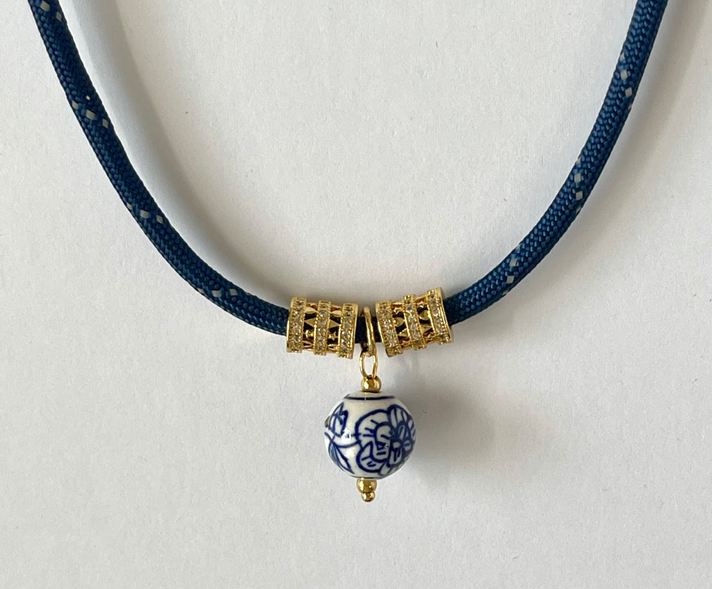 Paracord Necklaces: Various Colors & Styles