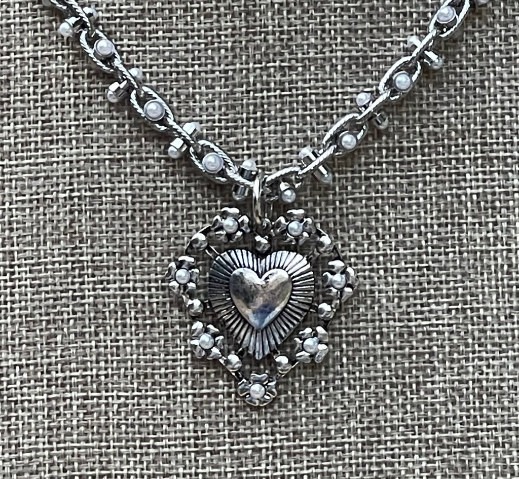 Bold Bijoux in Silver Necklace: Rhodium Silver throughout Pearly chain Statement heart