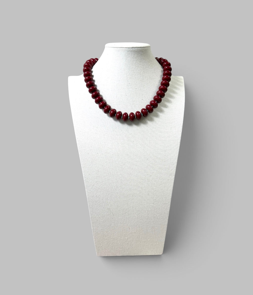 Bordeaux & Blue: Resin beads with denim blue faceted seed beads Gold clasp & extender
