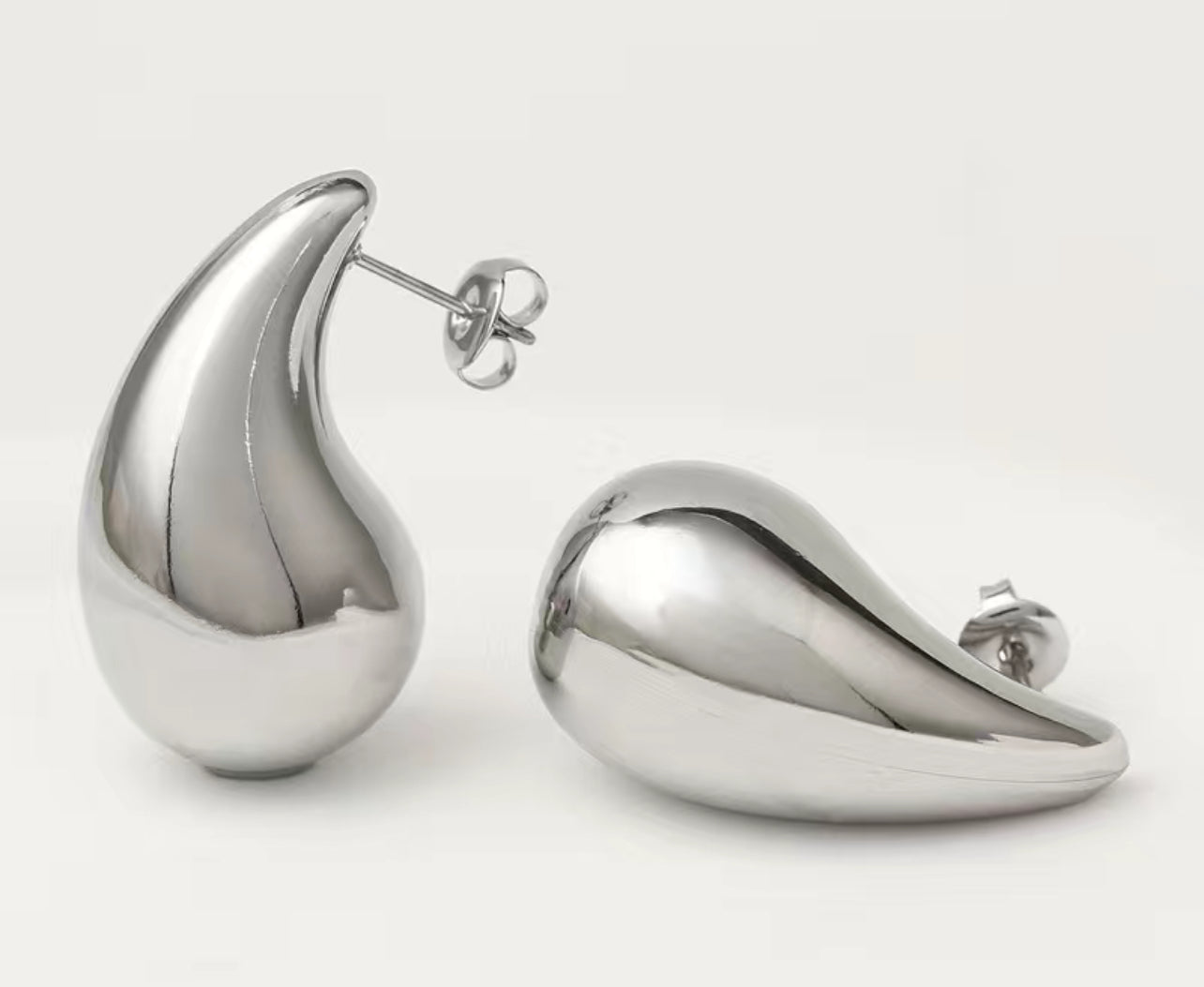 Water Drop Earrings: Hypoallergenic Stainless Steel Plated Earrings in Silver and 18k Gold