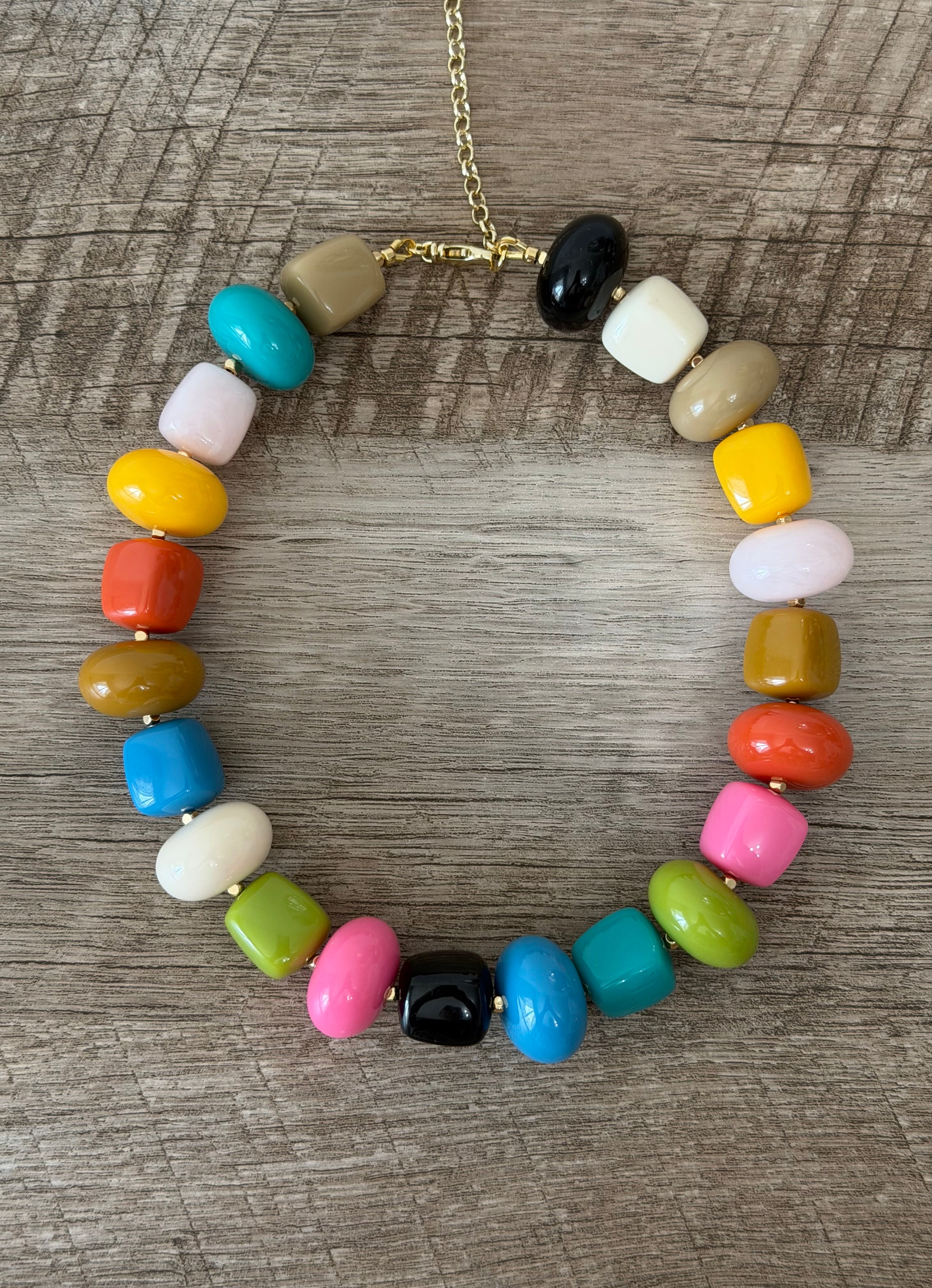 My Happy Place Necklace: Resin beads Gold accents & clasp