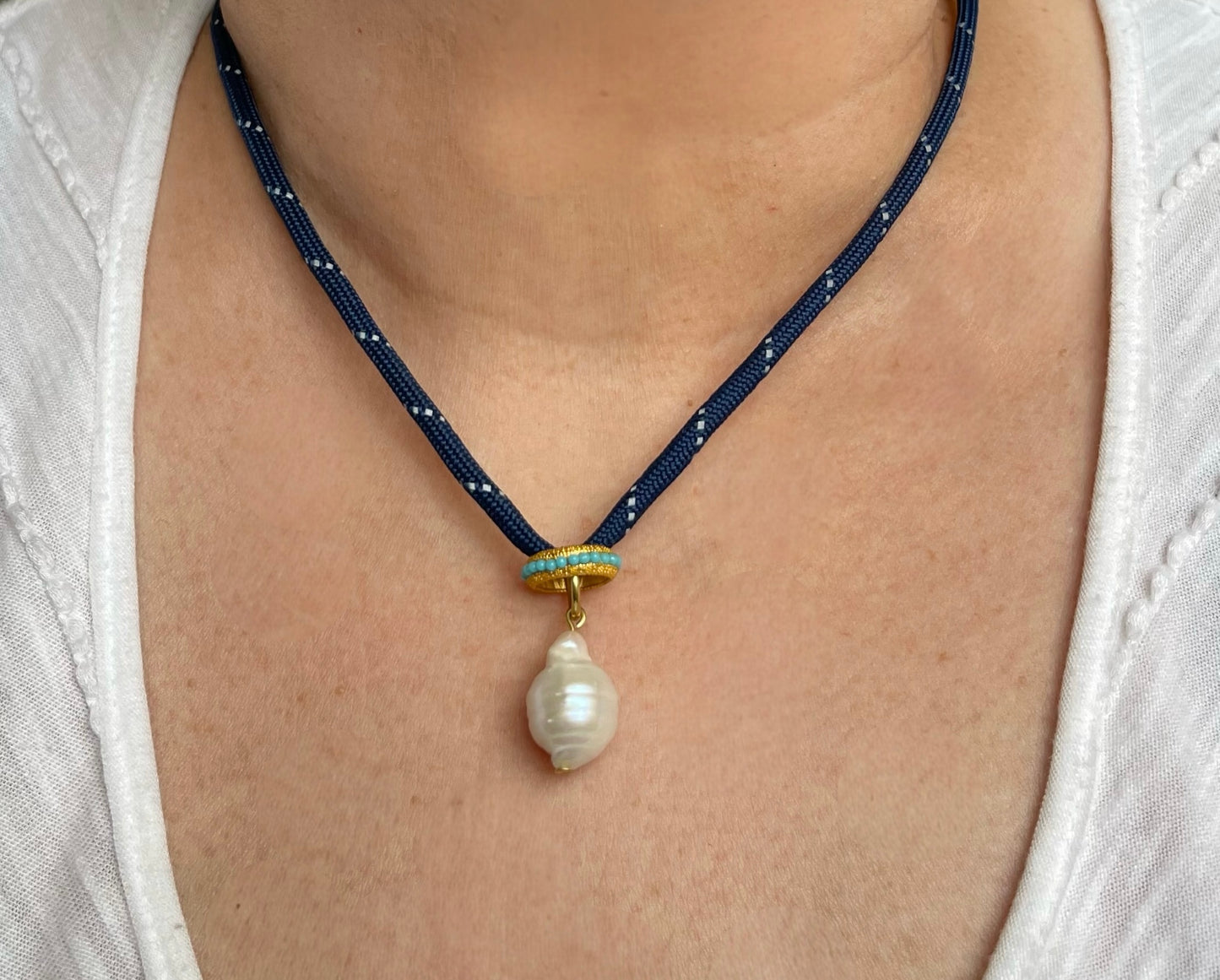 Paracord Necklaces: Various Colors & Styles