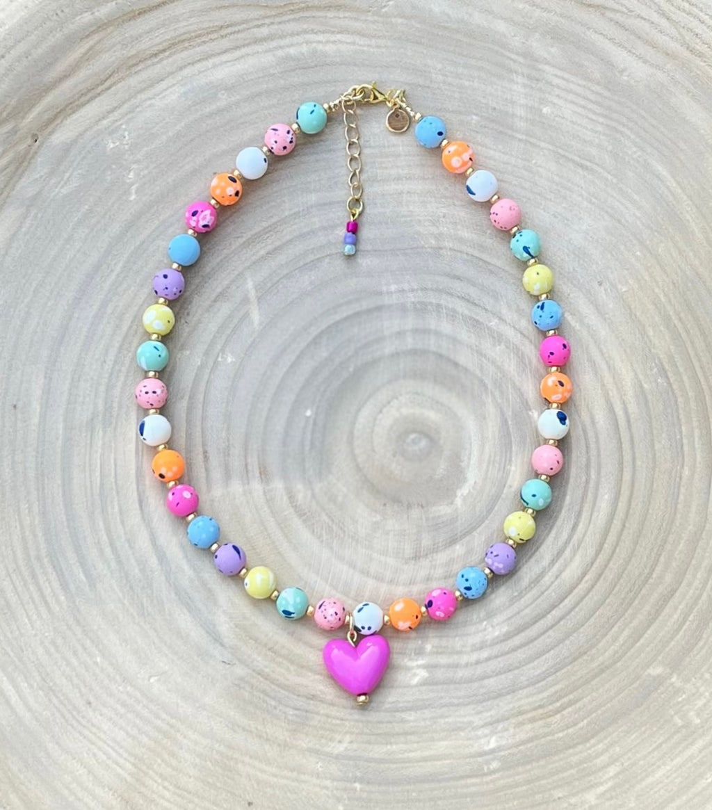 Color Confetti Necklace: Acrylic beads, gold spacer beads and a hot pink acrylic heart pendant