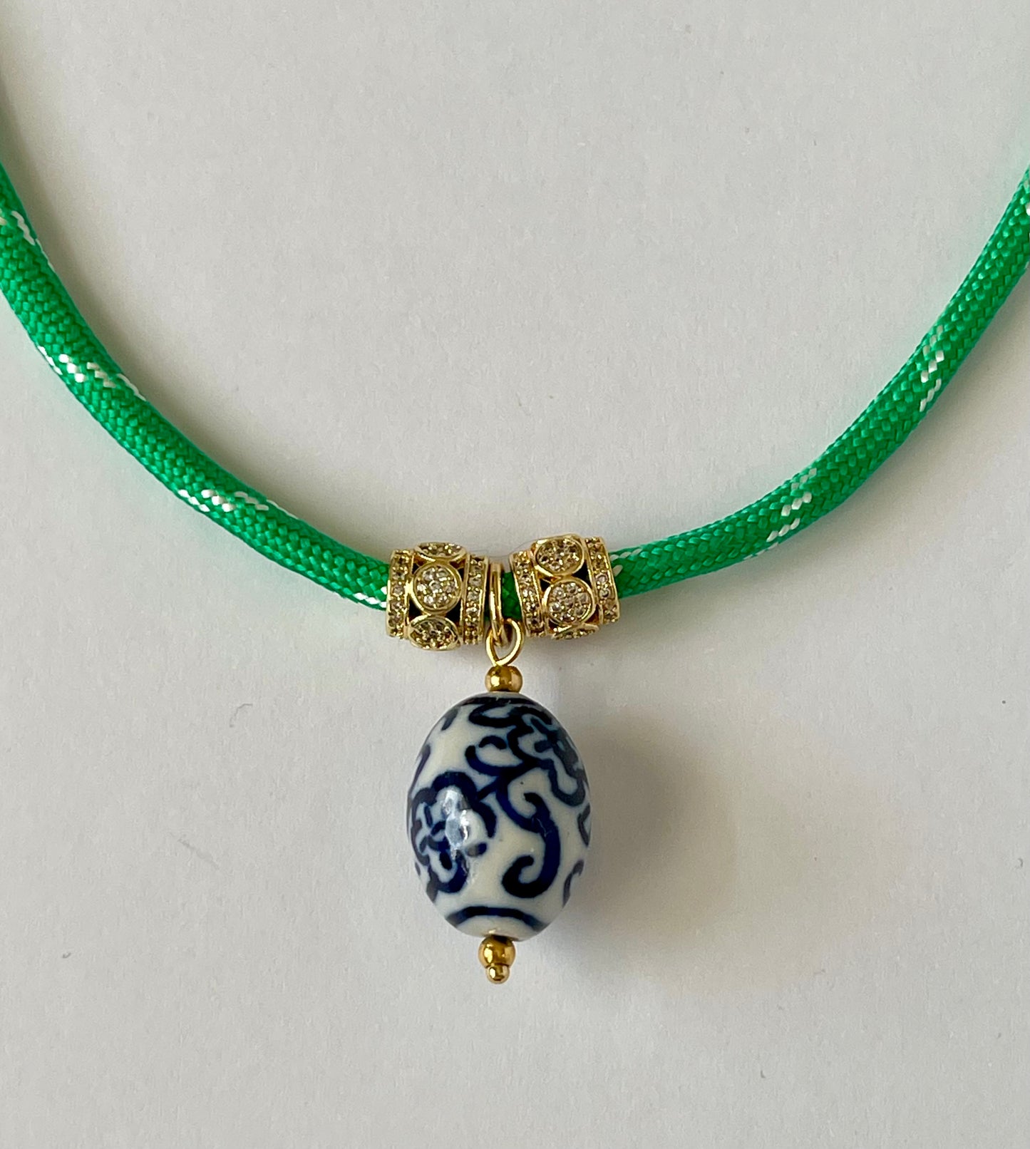 Paracord Necklaces: Various Colors & Styles