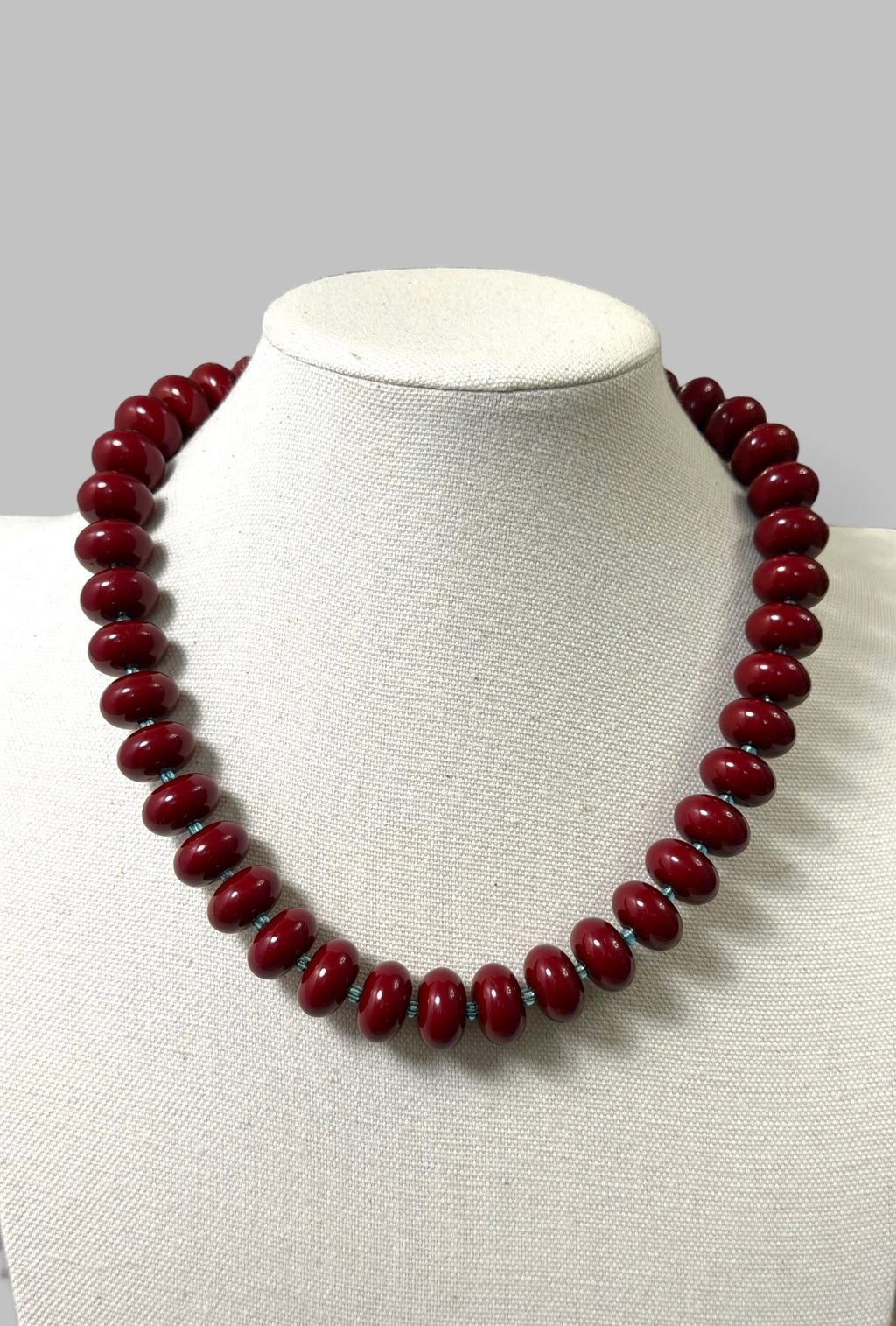 Bordeaux & Blue: Resin beads with denim blue faceted seed beads Gold clasp & extender