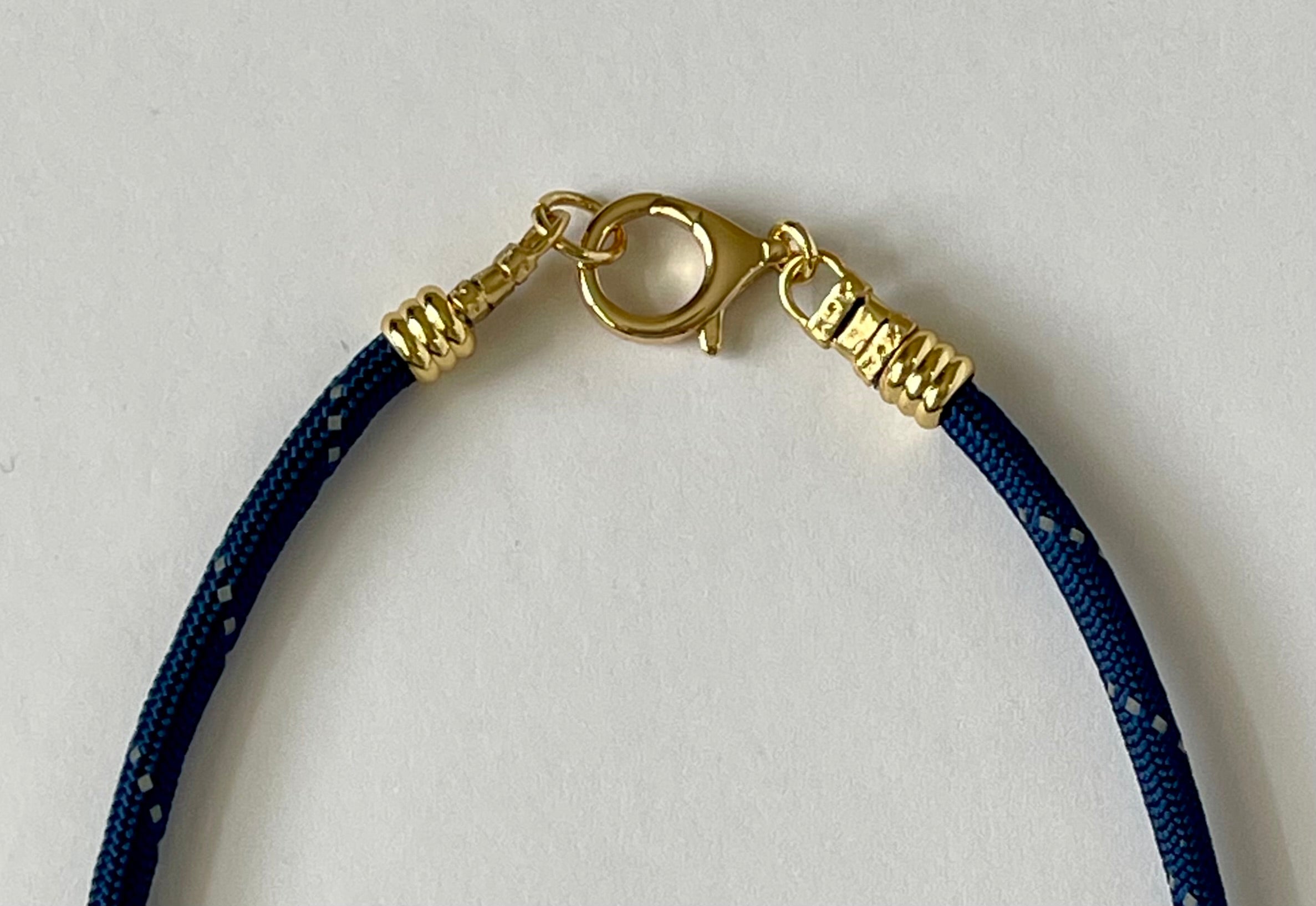 Paracord Necklaces: Various Colors & Styles