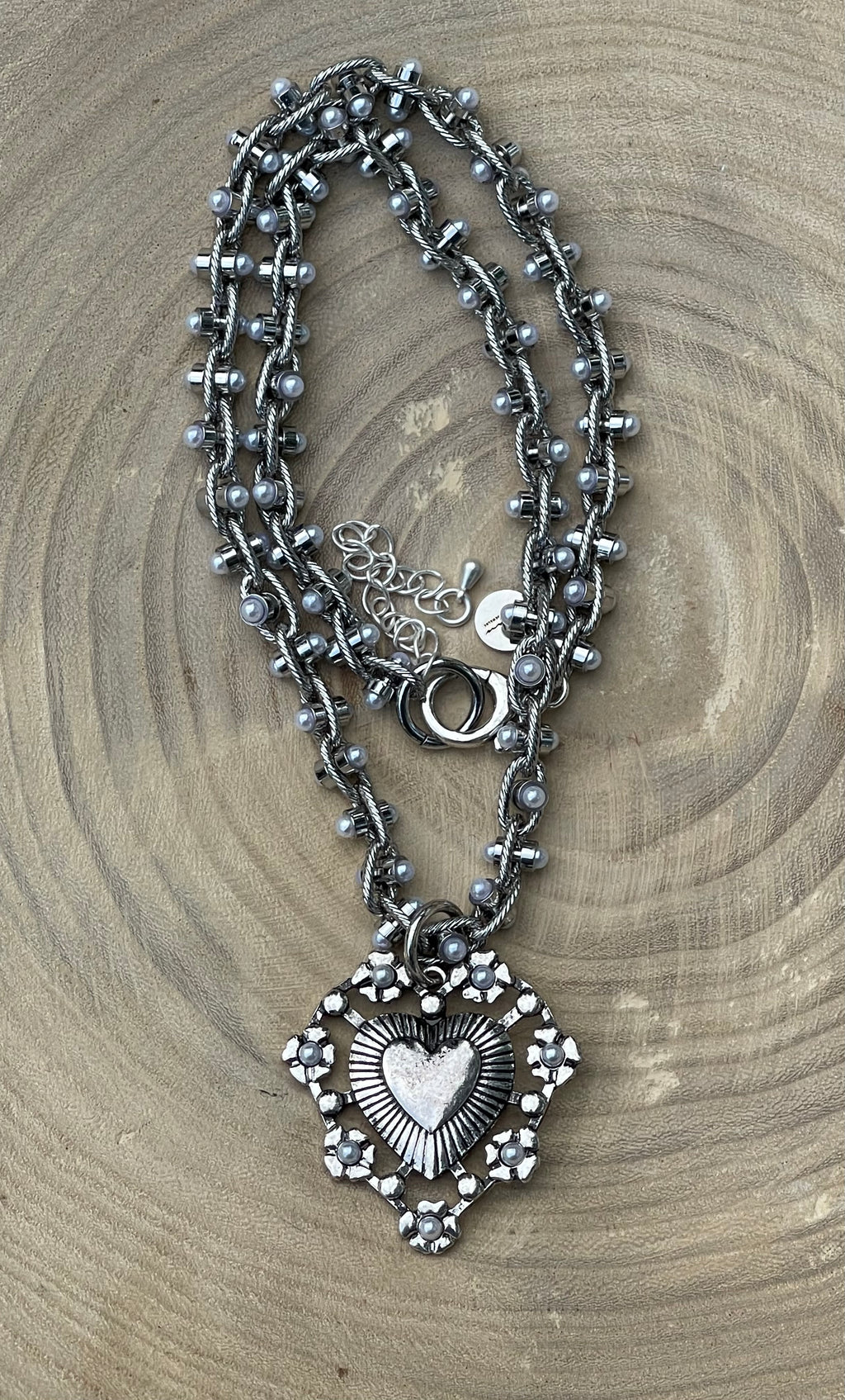 Bold Bijoux in Silver Necklace: Rhodium Silver throughout Pearly chain Statement heart