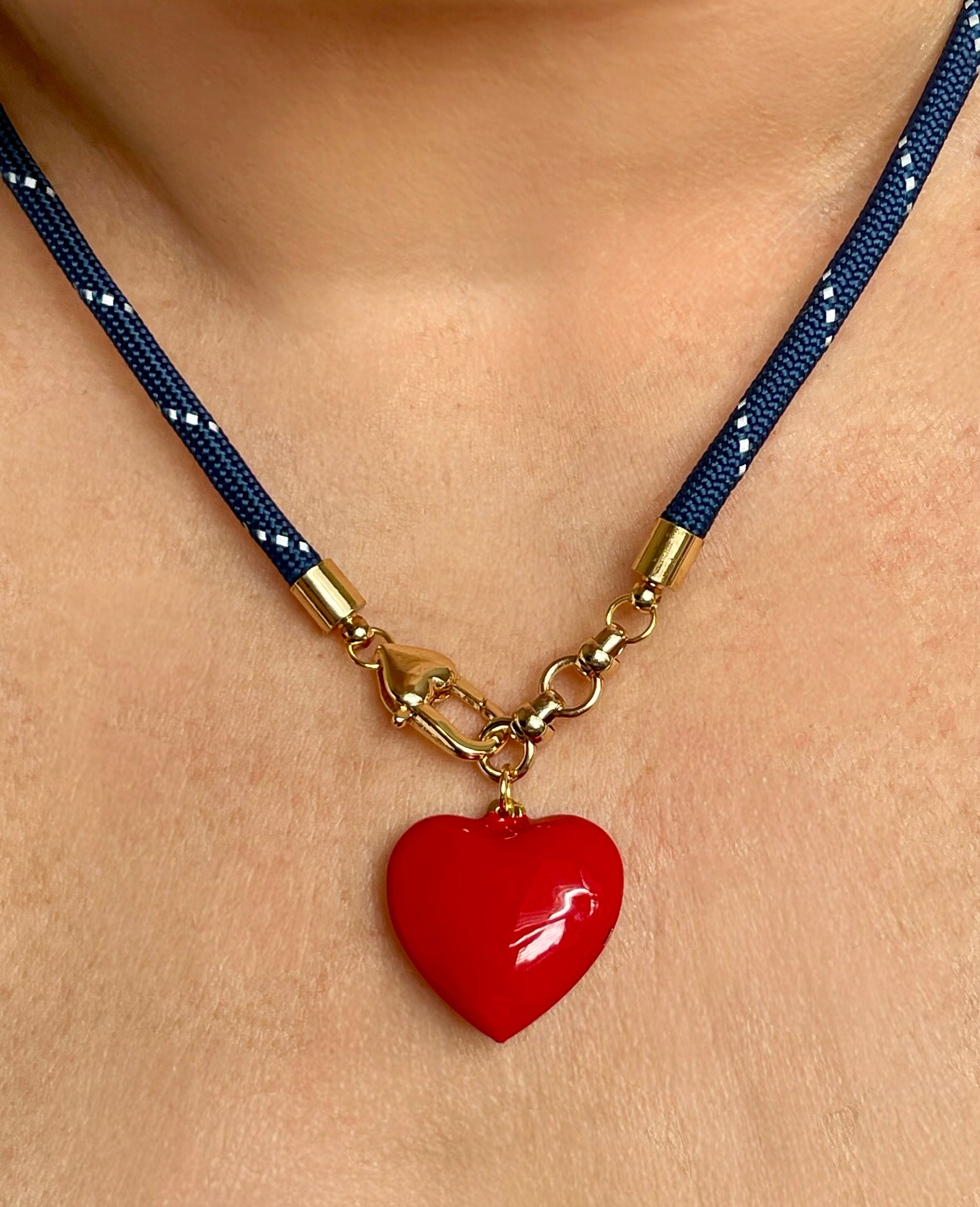 Paracord Necklaces: Various Colors & Styles