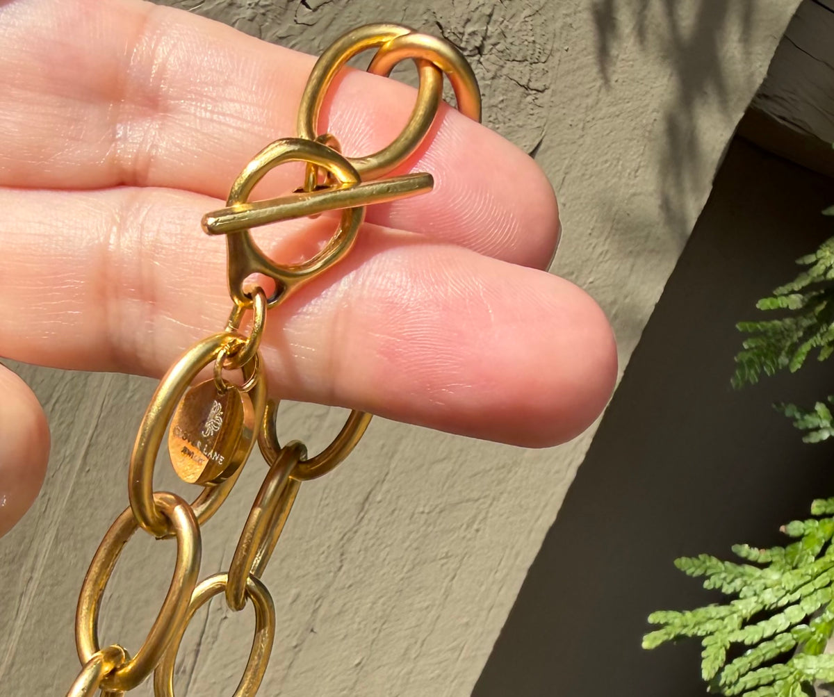 Lucky Star Necklace: Antiqued 24k gold chain and star pendant