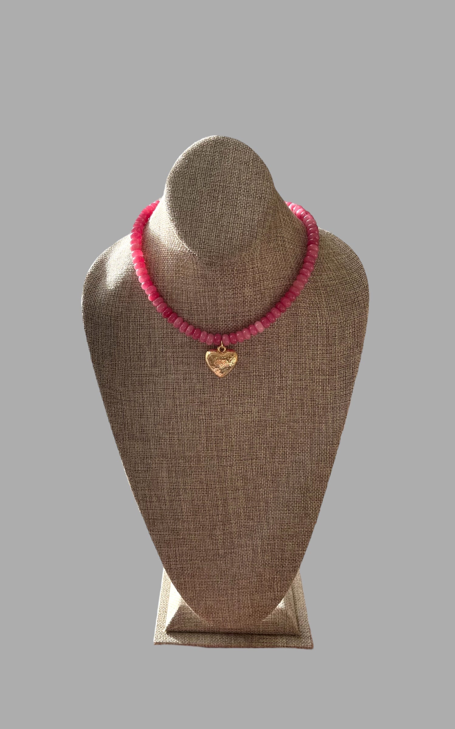 Victorian Heart Necklace: 2 Color Options- One is dyed Agate and the other is Strawberry Quartz Victorian style gold heart pendant