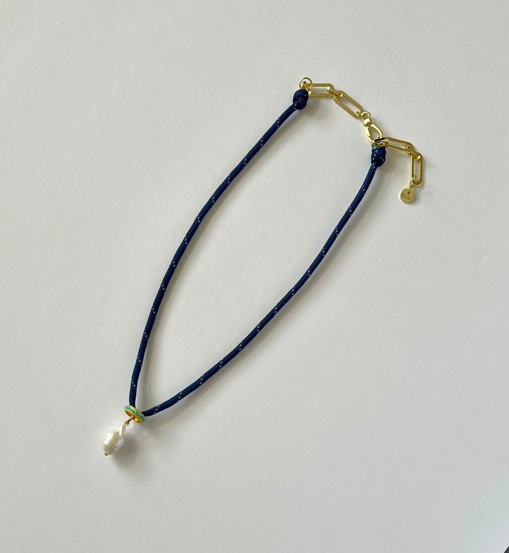 Paracord Necklaces: Various Colors & Styles