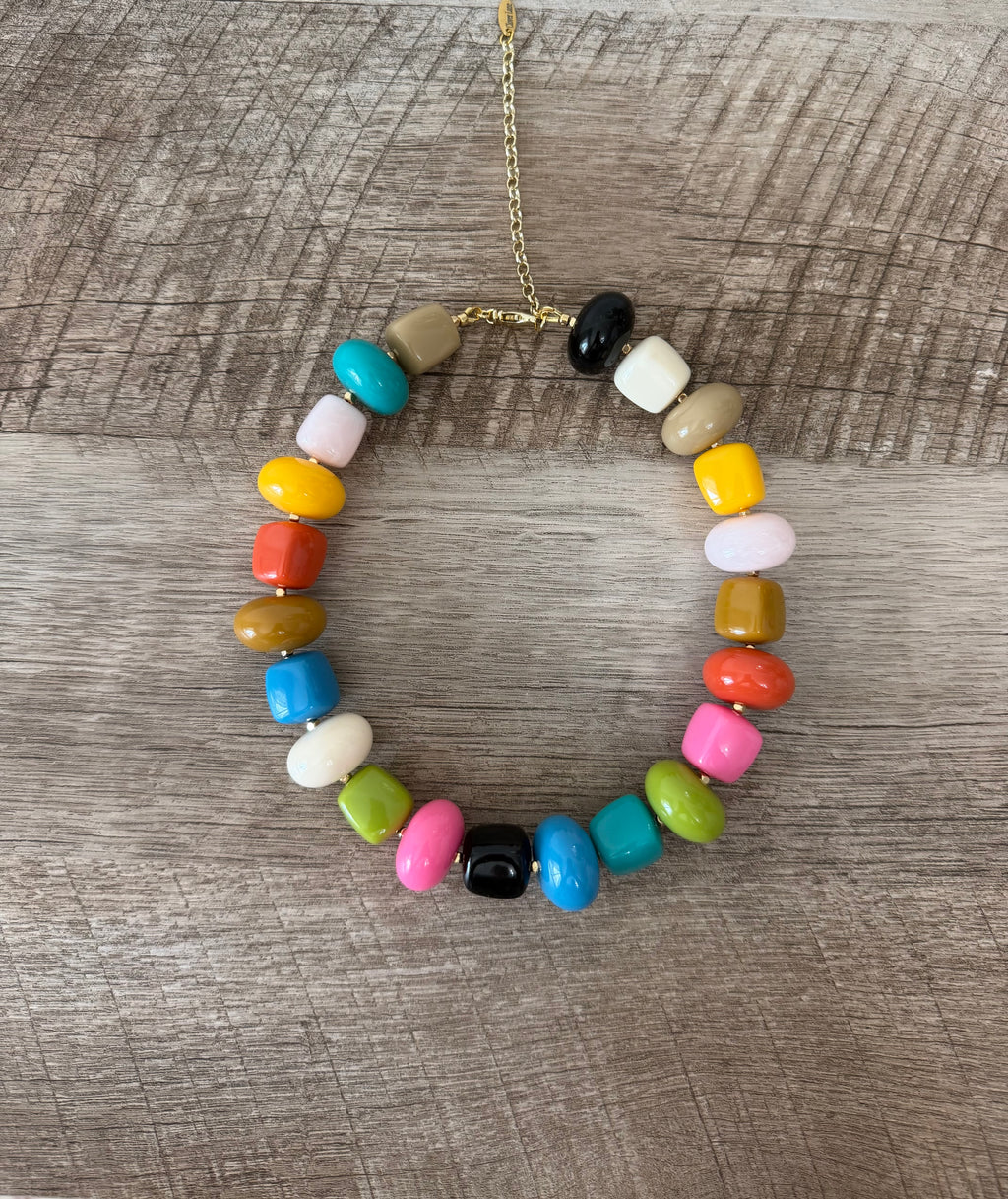 My Happy Place Necklace: Resin beads Gold accents & clasp