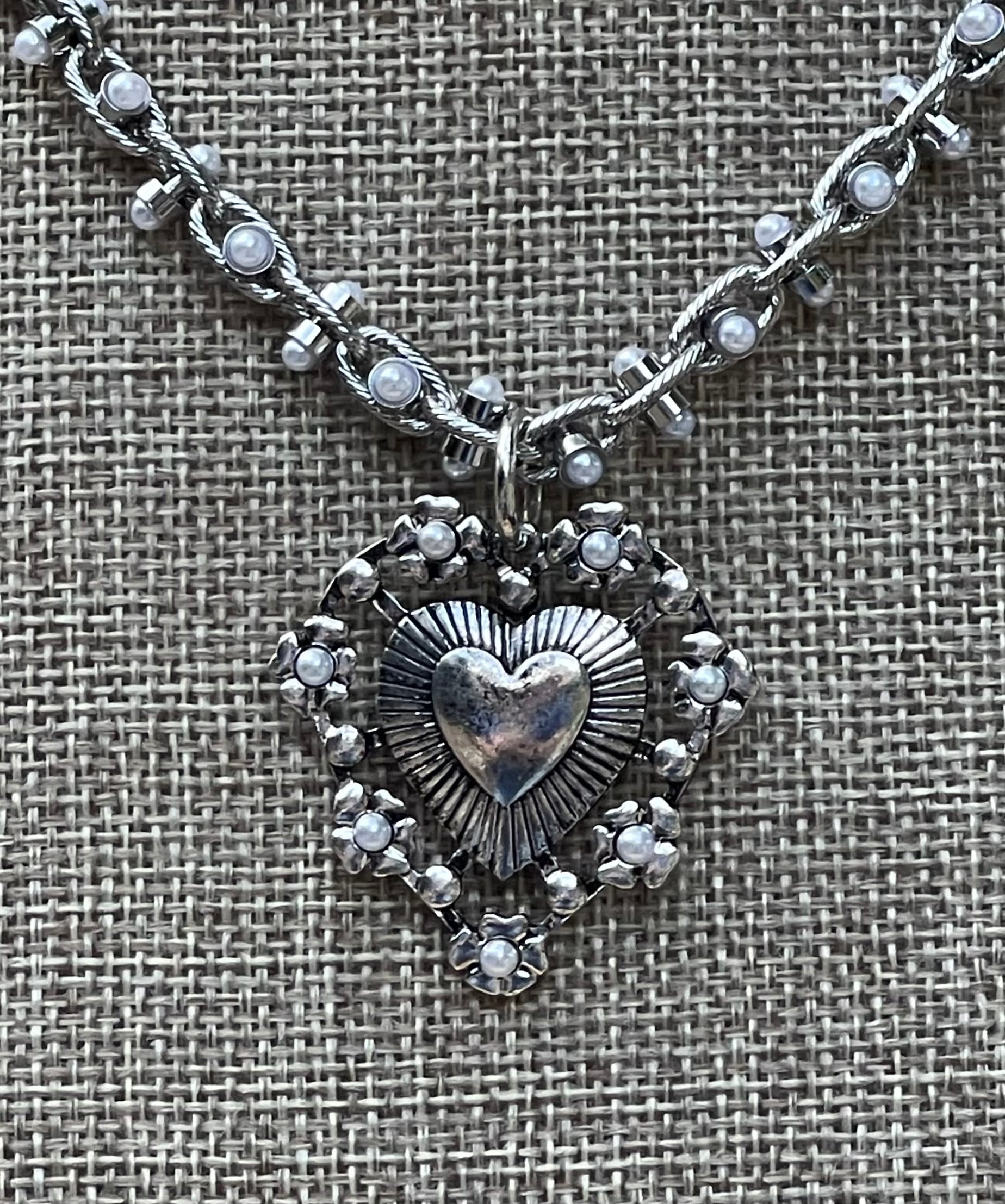 Bold Bijoux in Silver Necklace: Rhodium Silver throughout Pearly chain Statement heart