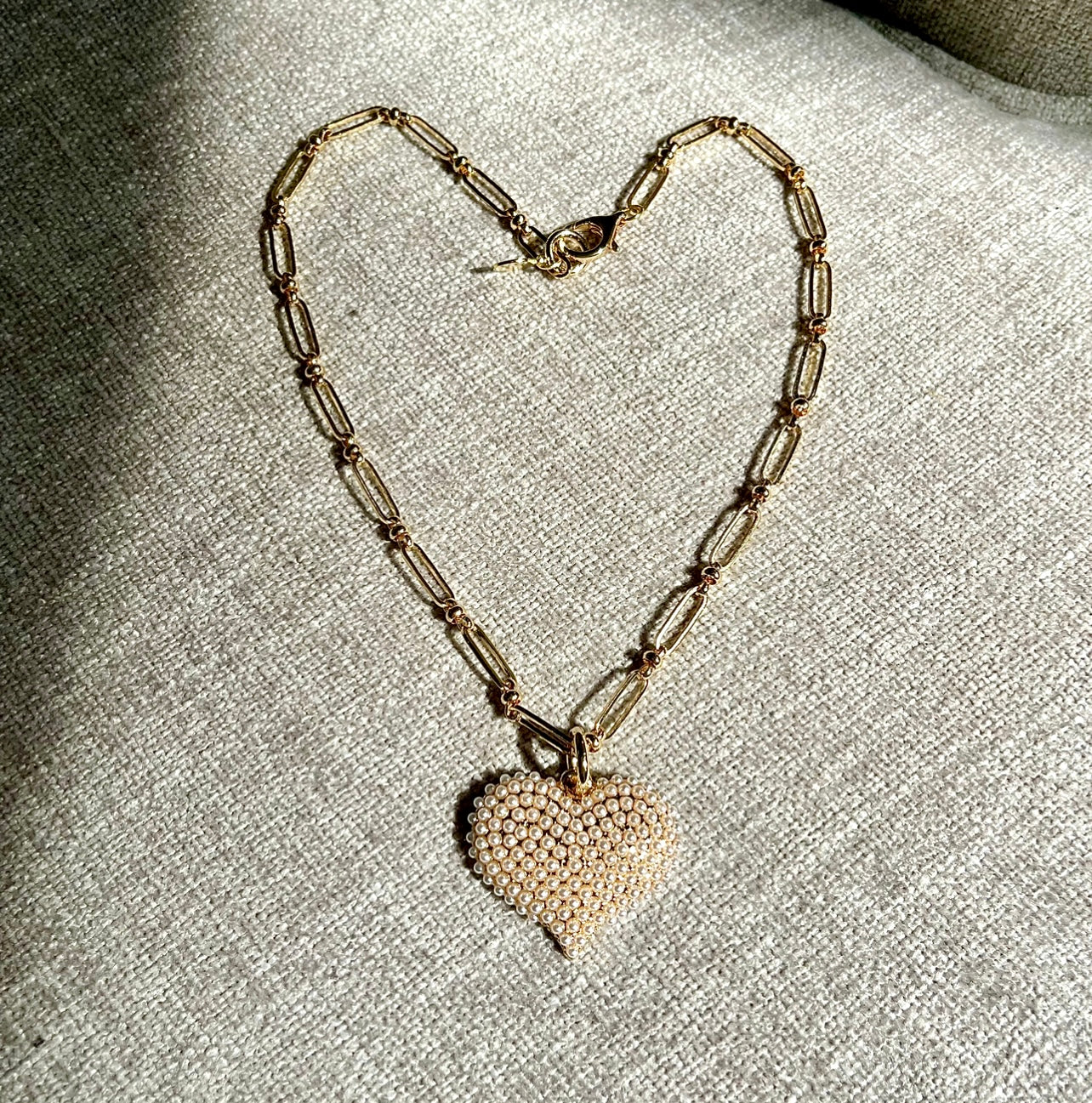 Big Pearly Heart Necklace