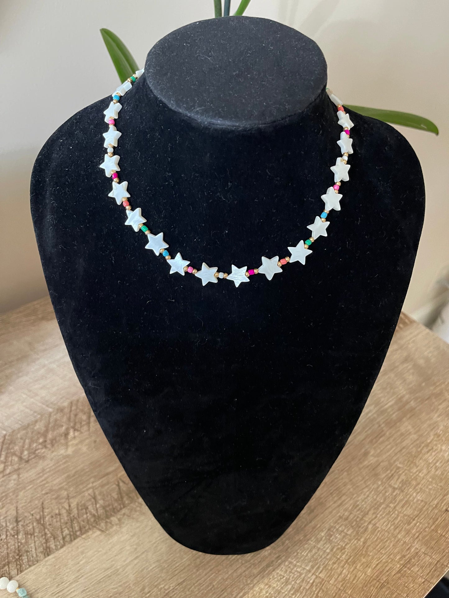 Shelly Stars Necklace