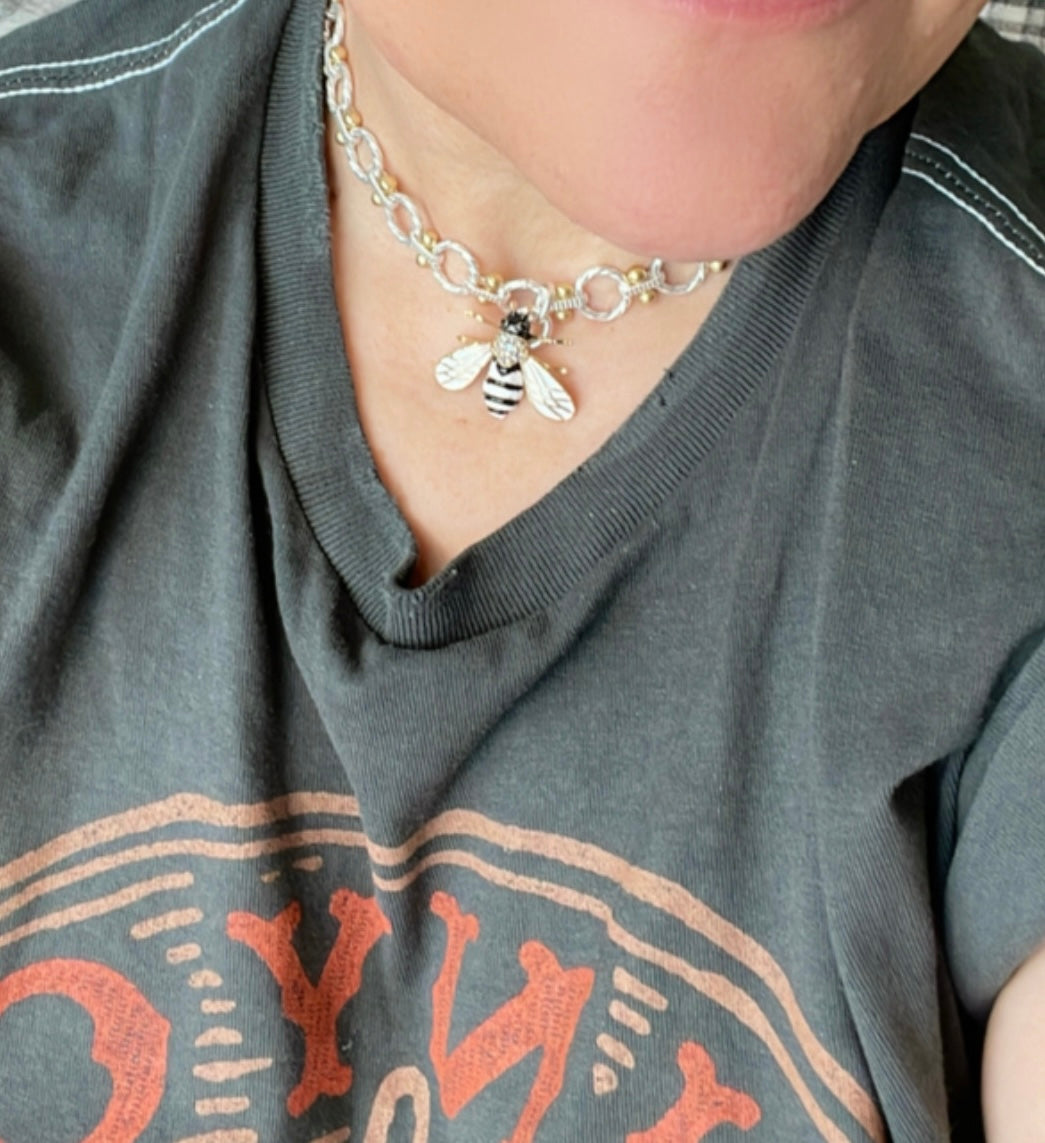 Bumble in Silver Choker