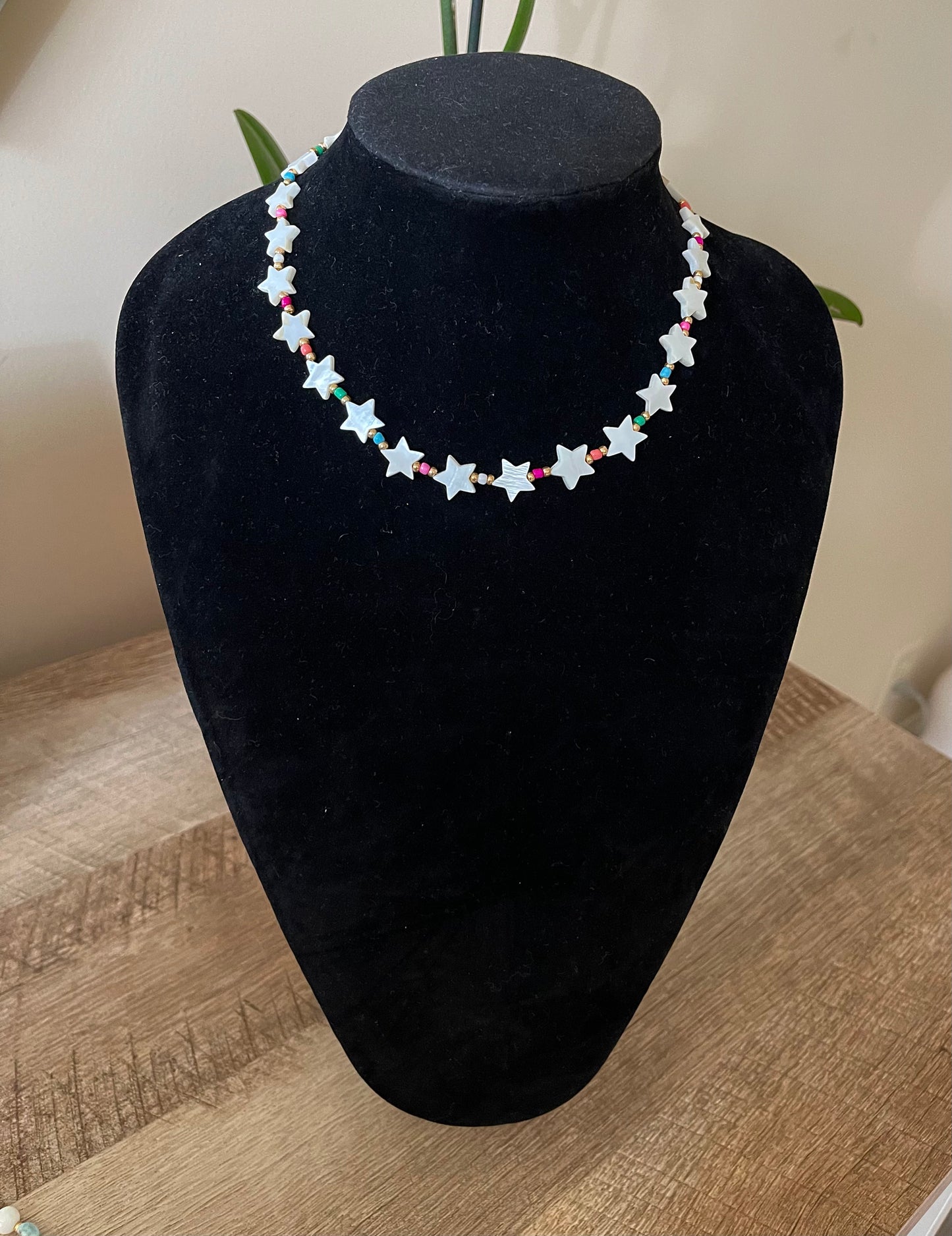 Shelly Stars Necklace